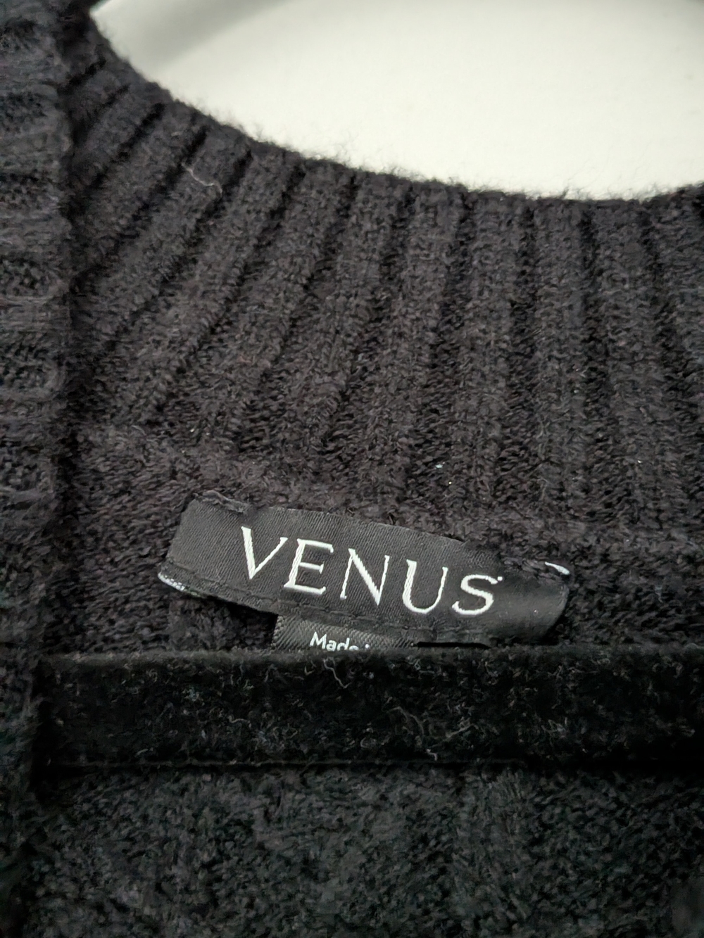(NWOT)VENUS Black Ribbed Knit Sweater Dress